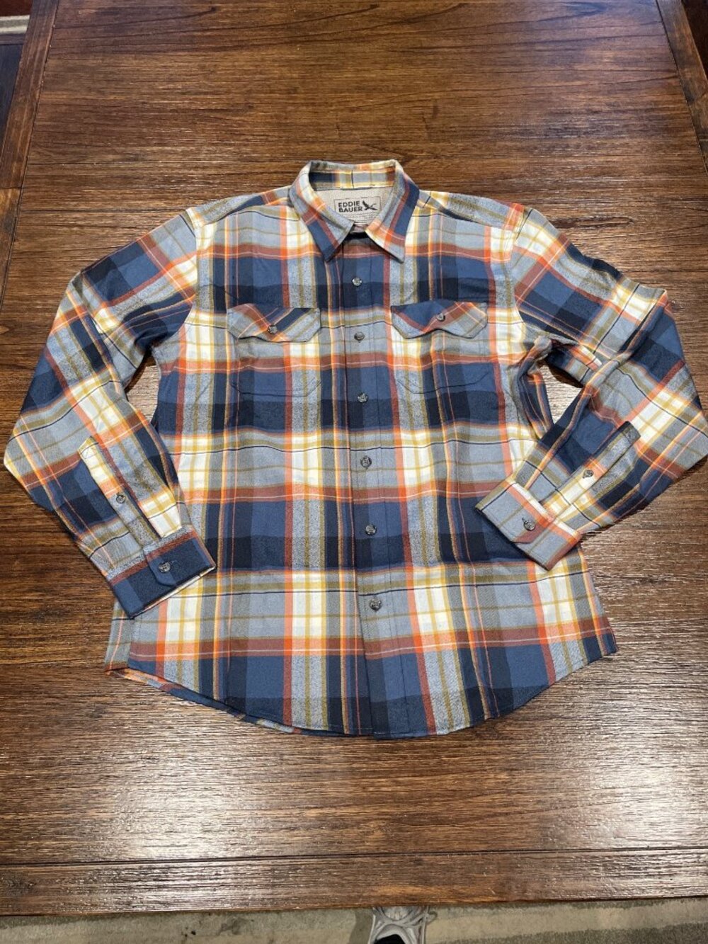 Eddie Bauer Plaid Shirt Men's M Button Down Blue Orange Pockets Stretch Outdoor